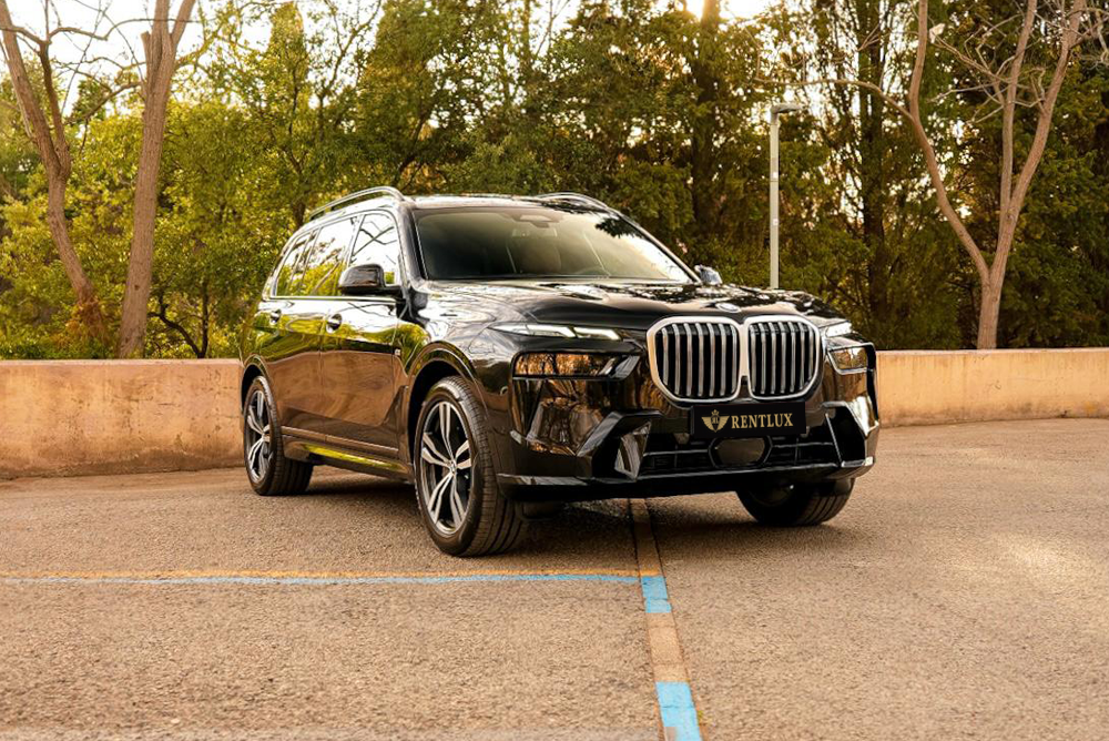 rent bmw x7 facelift