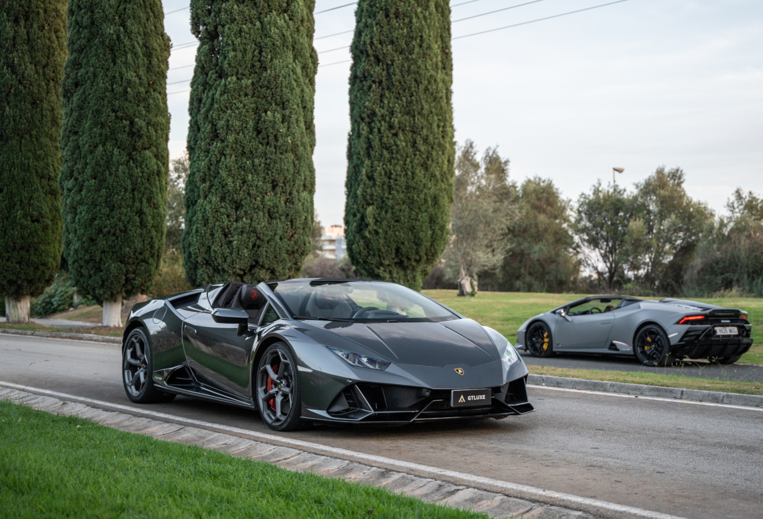 parte frontal lamborghini huracan evo spyder gris