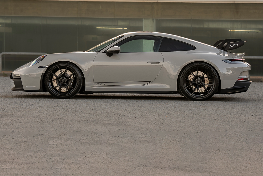 porsche 992 GT3 gris nardo