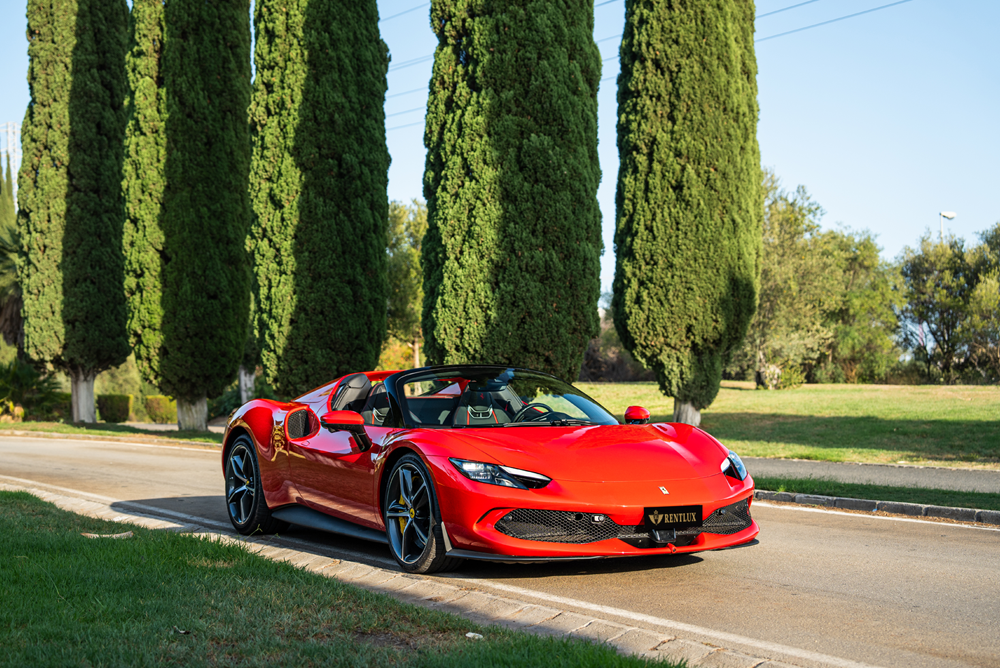 Alquiler Ferrari 296 GTS