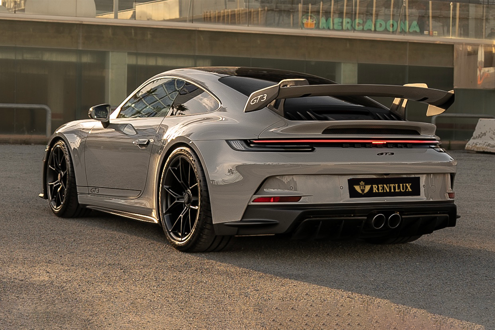 alquiler Porsche 992 GT3 gris nardo