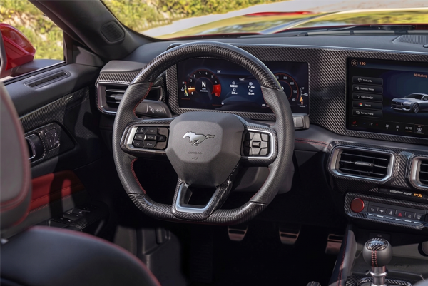 Volante Interior Ford Mustang GT 5.0 Cabrio / 2026