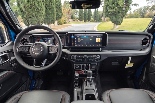 Jeep Wrangler Rubicon Hybrid / 2026