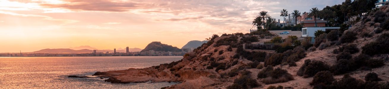 Alquiler coche de lujo en Ibiza